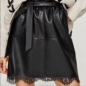 ZARA faux leather paper bag skirt with lace hem trim M